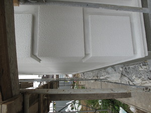 Варианты отделки дома фасадной лепниной