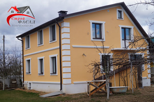 Варианты отделки дома фасадной лепниной